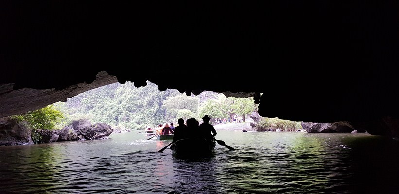 trang an tour trang an boat trip