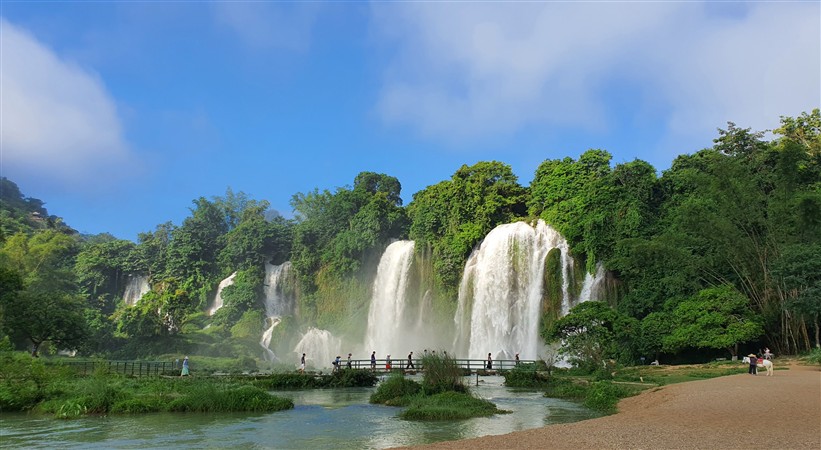 Ban Gioc waterfall