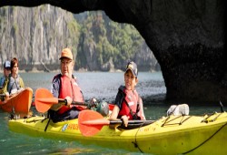Family Tour Vietnam